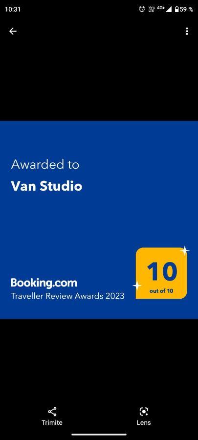 Van Studio Navodari Exterior photo
